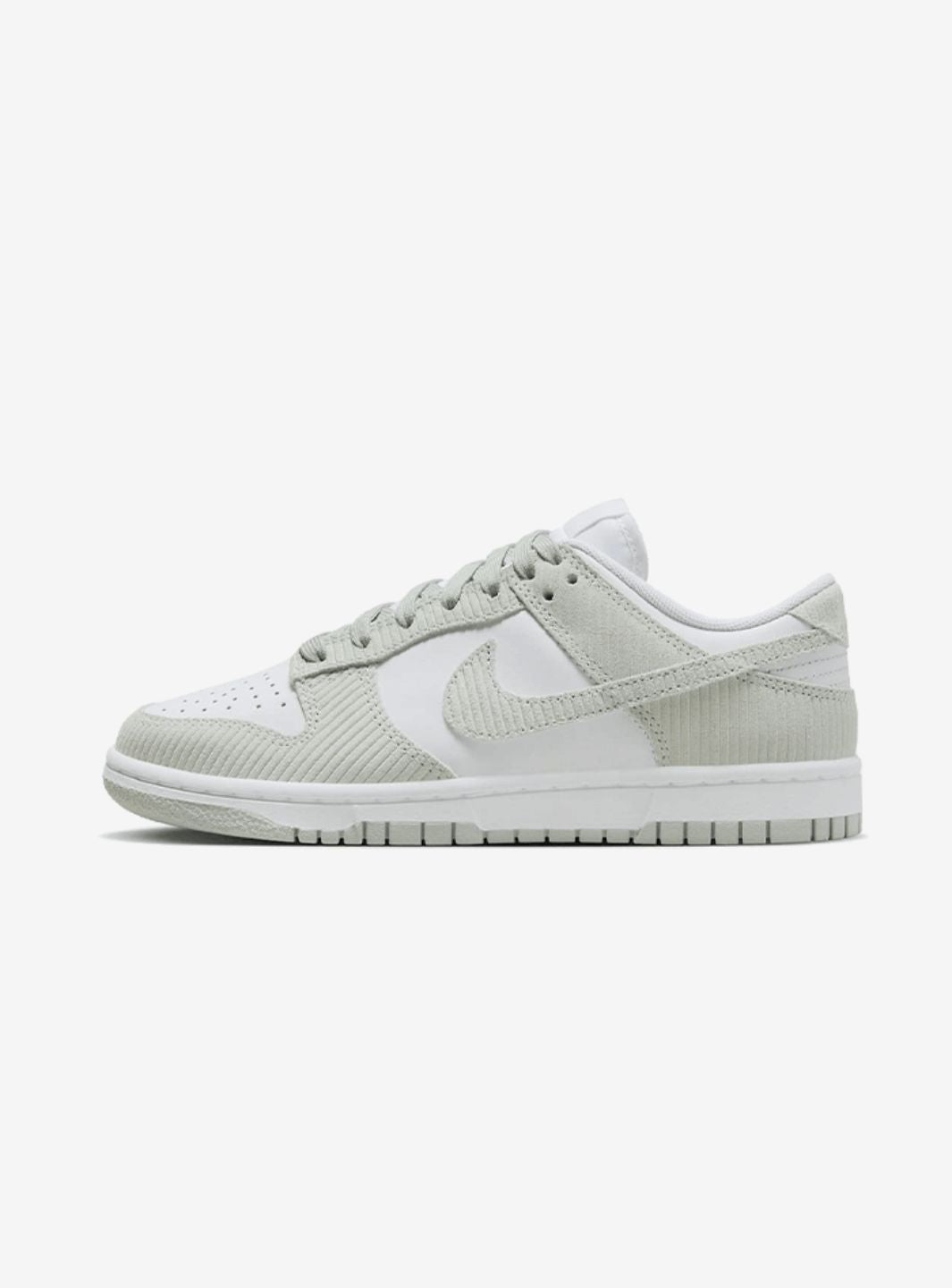 All silver nike dunks best sale