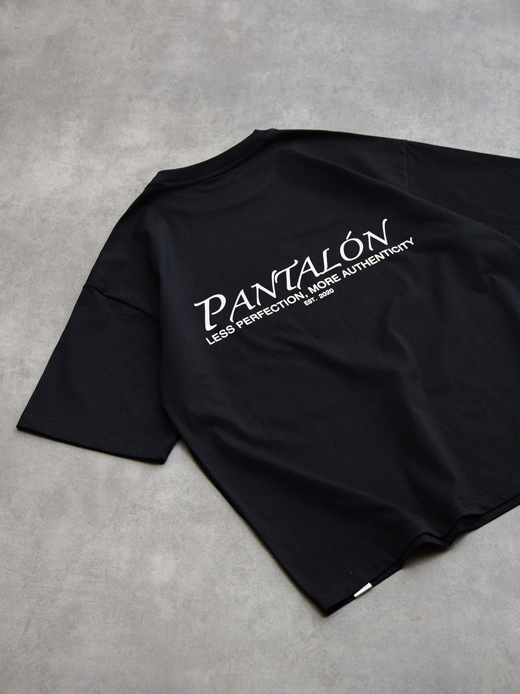 Pantalón Less Perfection More Authencity T-Shirt Black | ResellZone