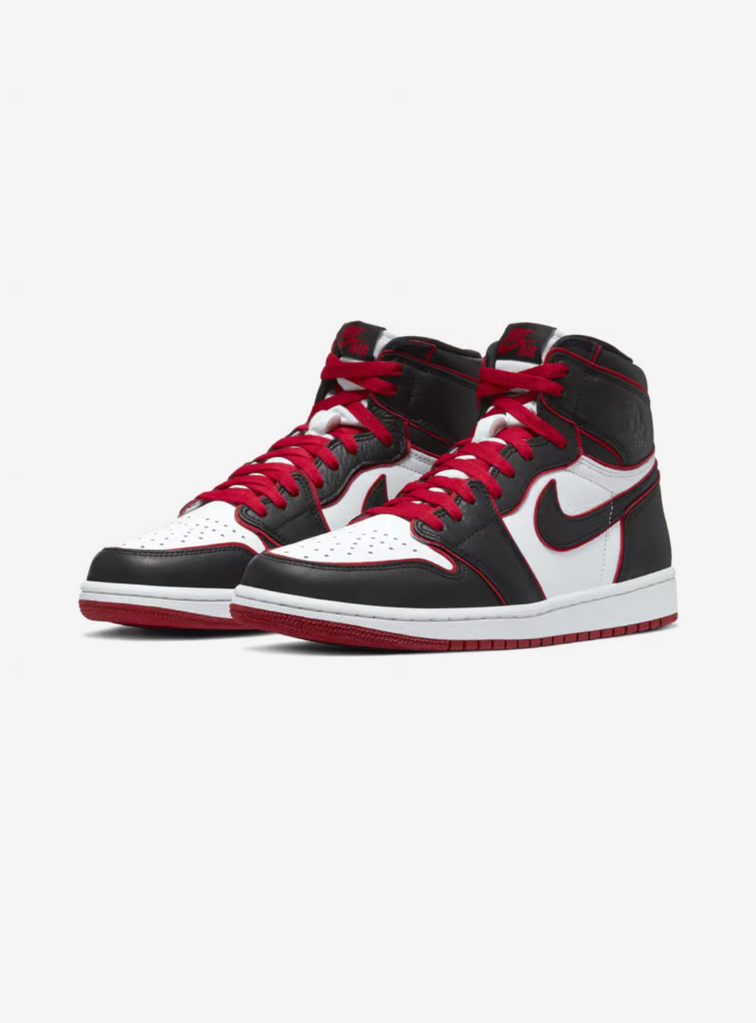 Air Jordan 1 Retro High Bloodline - 555088-062 | ResellZone