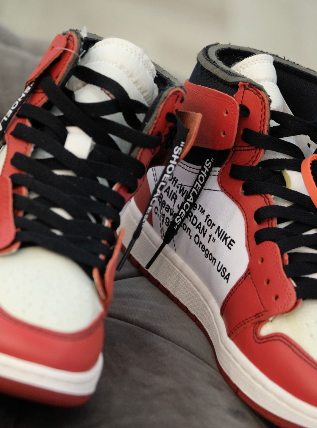 Jordan 1 x off white prezzo best sale