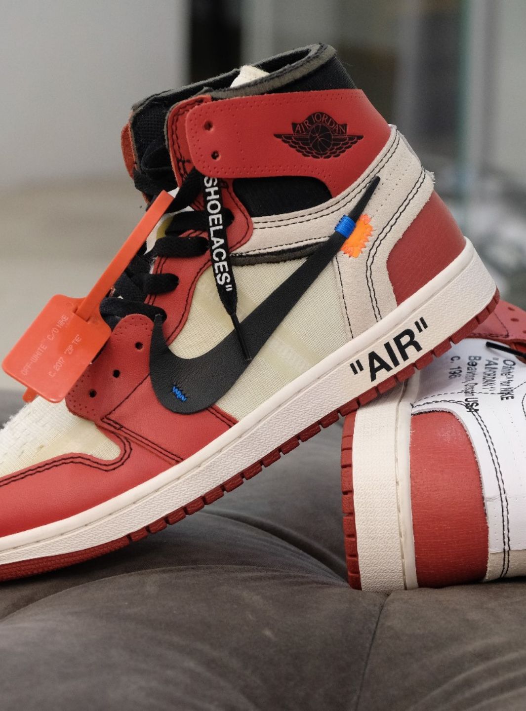 Air Jordan 1 Retro High Off-White Chicago - AA3834-101 | ResellZone