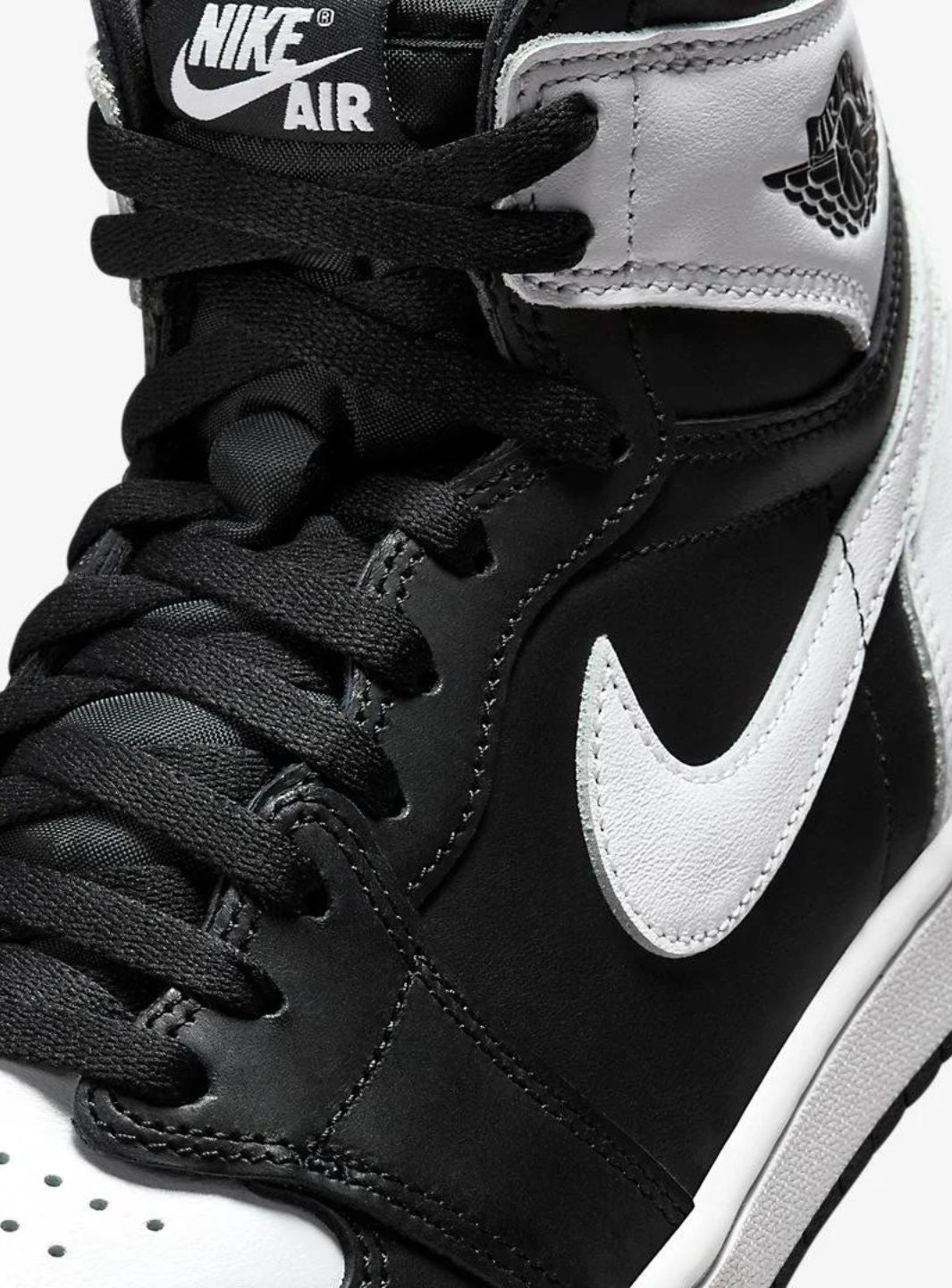 Air Jordan 1 Retro High OG Black White