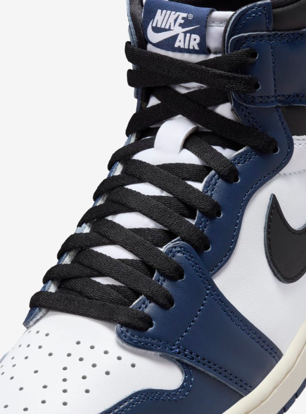 Air Jordan 1 Retro High OG Midnight Navy