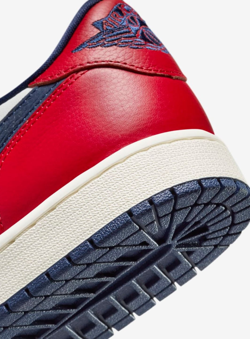 Air Jordan 1 Retro Low OG Howard University - HQ2993-100 | ResellZone