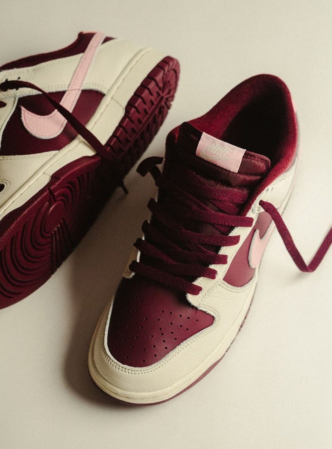 Nike Dunk Low Retro PRM Valentine's Day (2023) - DR9705-100 | ResellZone