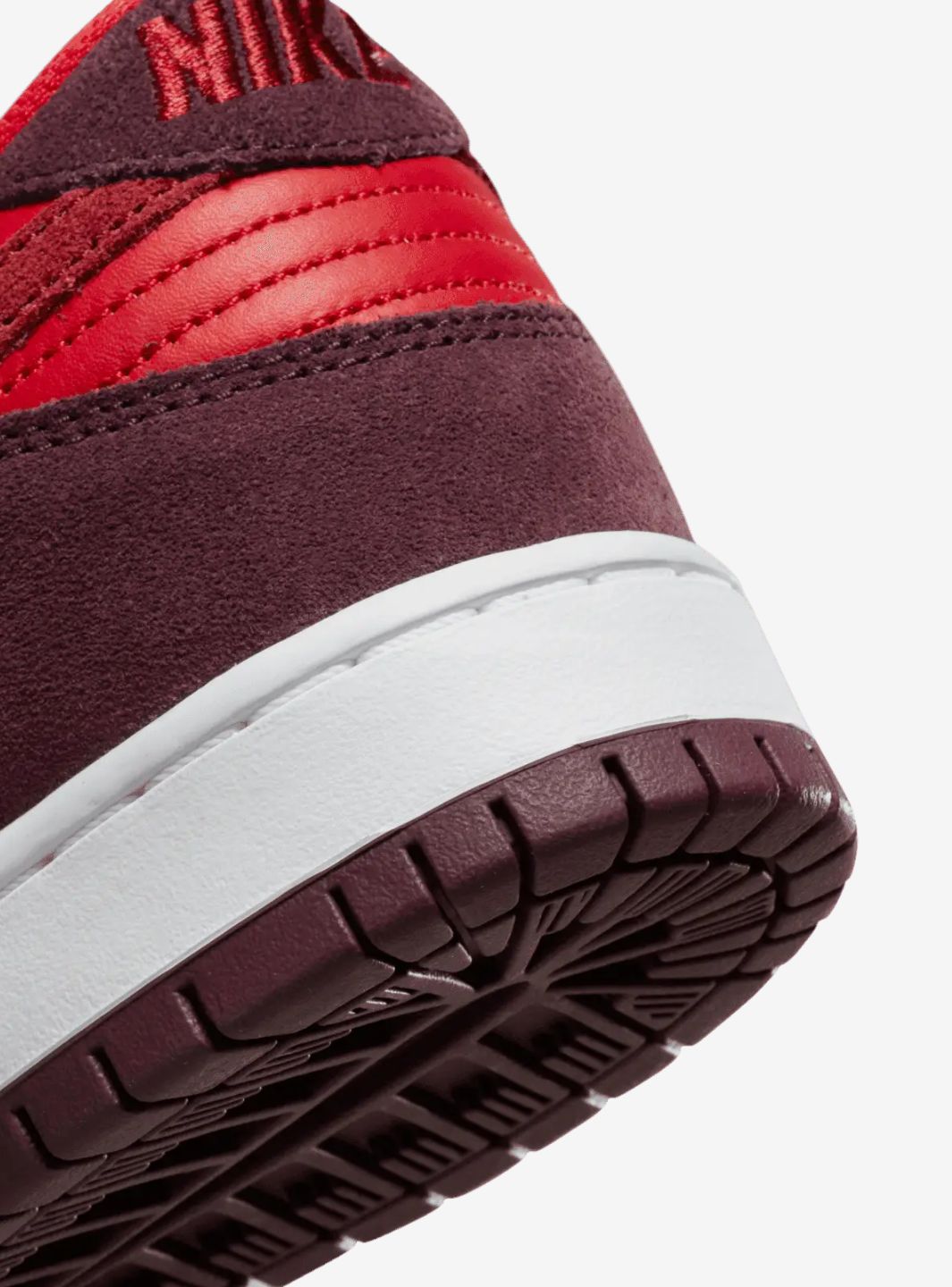 Nike SB Dunk Low Cherry - DM0807-600 | ResellZone