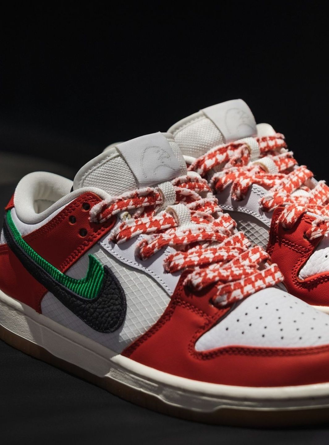 Nike SB Dunk Low Frame Skate Habibi - CT2550-600 | ResellZone