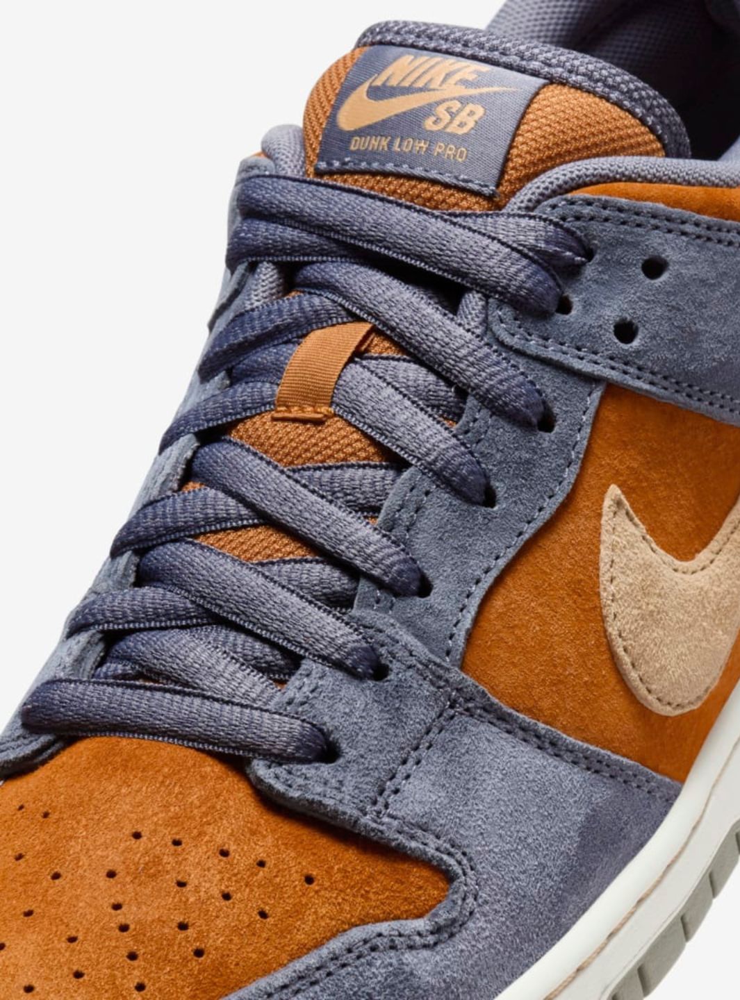 Nike SB Dunk Low Light Carbon Monarch - HF3063-002 | ResellZone