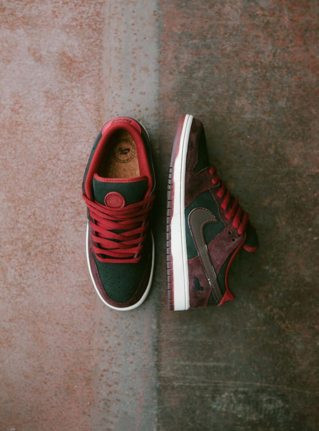 Nike SB Dunk Low Riot Skateshop - FZ1289-200 | ResellZone